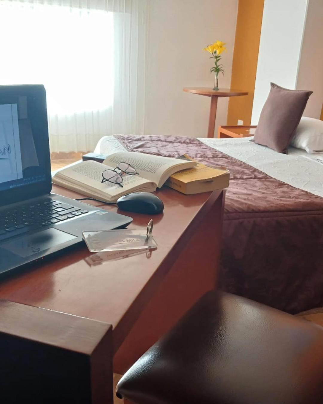Hotel Milan Дуітама Екстер'єр фото